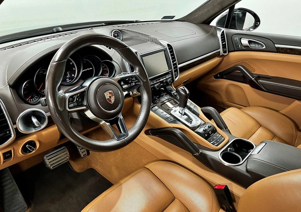 Porsche Cayenne cena 199000 przebieg: 111999, rok produkcji 2015 z Gozdnica małe 562